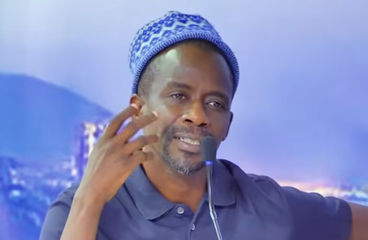 La réaction étonnante de Fou Malade (vidéo)