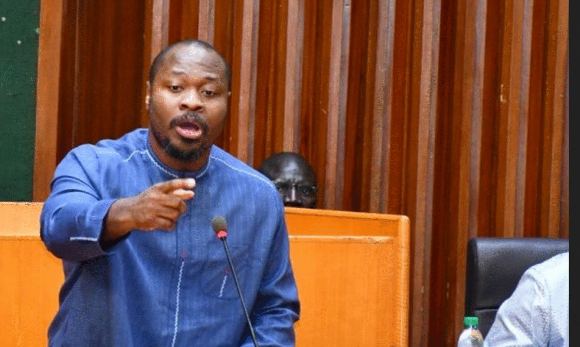 Ce que Guy Marius exige de la France