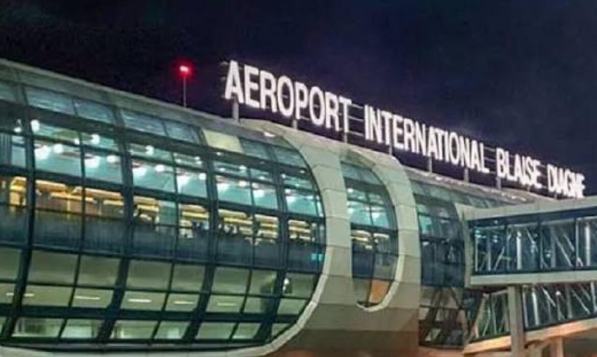 Le lutteur Modou Feugueleu arrêté à l&rsquo;aéroport, alors qu&rsquo;il tentait de fuir le pays