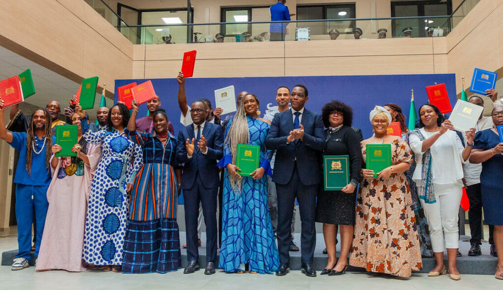 Le gouvernement remet des attestations de nationalité à 21 Afro-descendants