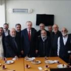 Le président Erdogan célèbre la Journée des journalistes à Istanbul