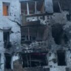 Une violente nuit d’attaques de drones fait un mort et des dégâts matériels importants