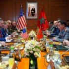 Washington réaffirme son soutien militaire et stratégique lors d’une visite de haut rang à Rabat