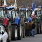 La colère des agriculteurs paralyse l’A50 avec une opération escargot dans le Var