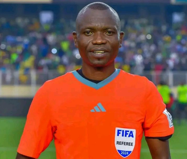 le Congolais Jean-Jacques Ndala Mbo au sifflet
