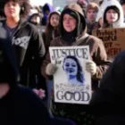 Le ministère de la Justice écarte toute sanction contre l’agent tireur et confirme l’ouverture d’une enquête visant deux élus