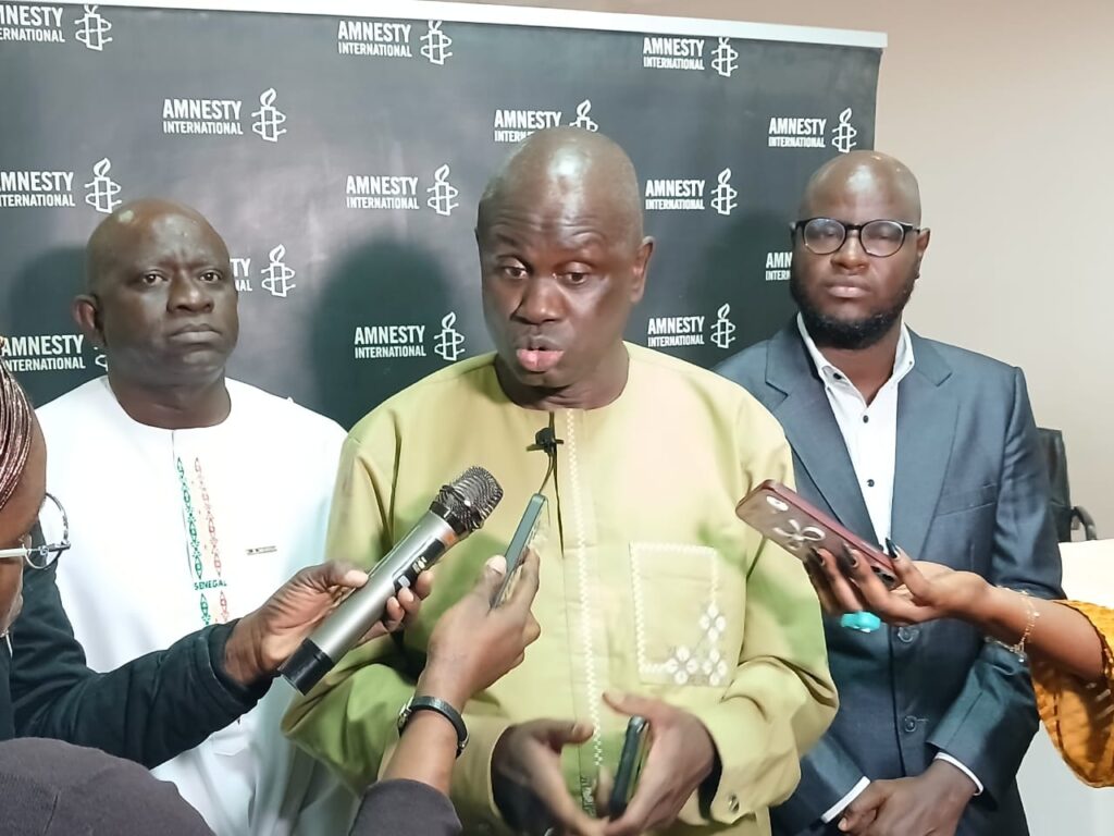 Face aux multinationales, le format spécifique des rapports officiels qui maintient les populations locales dans l’ignorance selon Greenpeace