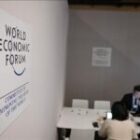 Depuis Davos, les signaux positifs envoyés simultanément par Moscou et Kiev sur le front diplomatique