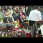 Venu honorer les champions d’Afrique, le choix musical de Youssou Ndour qui a transformé la solennité du Palais en piste de danse