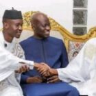 Visite de courtoisie du Ministre de l’Intérieur chez le Khalif de la Famille Omarienne