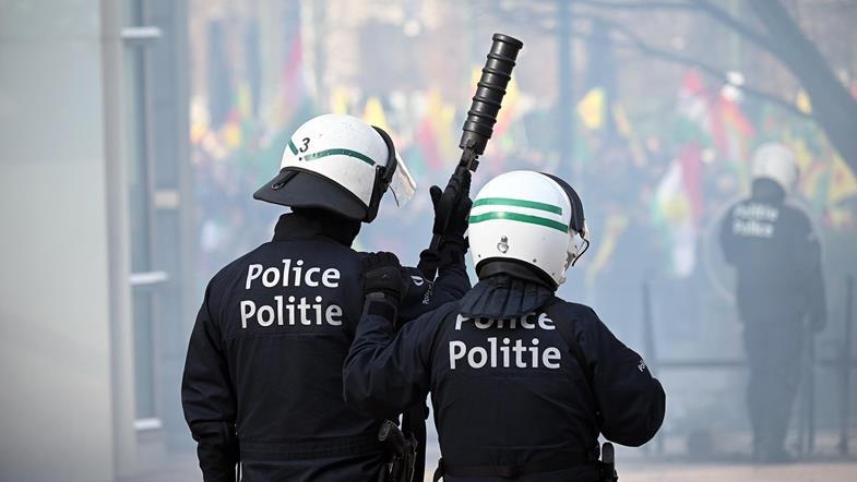 la décision du juge d’instruction belge concernant les partisans du YPG interpellés