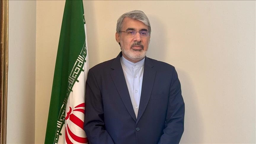 Alors que Washington mobilise une armada, la précision sémantique apportée par l’Iran sur la nature réelle de ses échanges avec les États-Unis