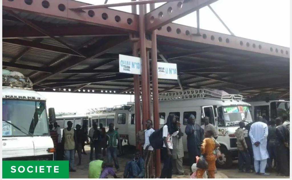 Pour contester une seconde expulsion à la gare des Baux Maraîchers, le geste désespéré qui a nécessité une longue intervention policière ce lundi