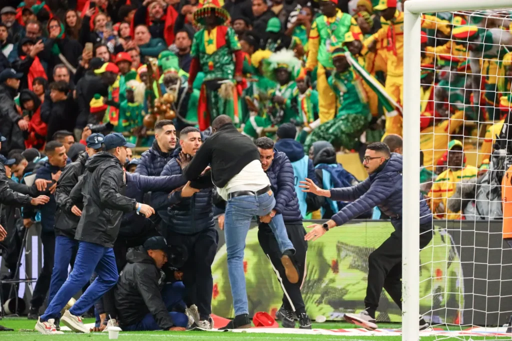 Outre les amendes records, les trois figures de la tanière lourdement sanctionnées par l’instance continentale