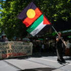 Trois jours après le jet d’un engin artisanal dans la foule, le revirement crucial opéré par les enquêteurs sur la nature du dossier