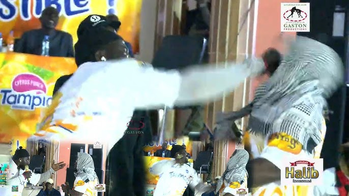 Petit Baye Fall frappe violemment Boy Dakar, la cérémonie interrompue (vidéo)