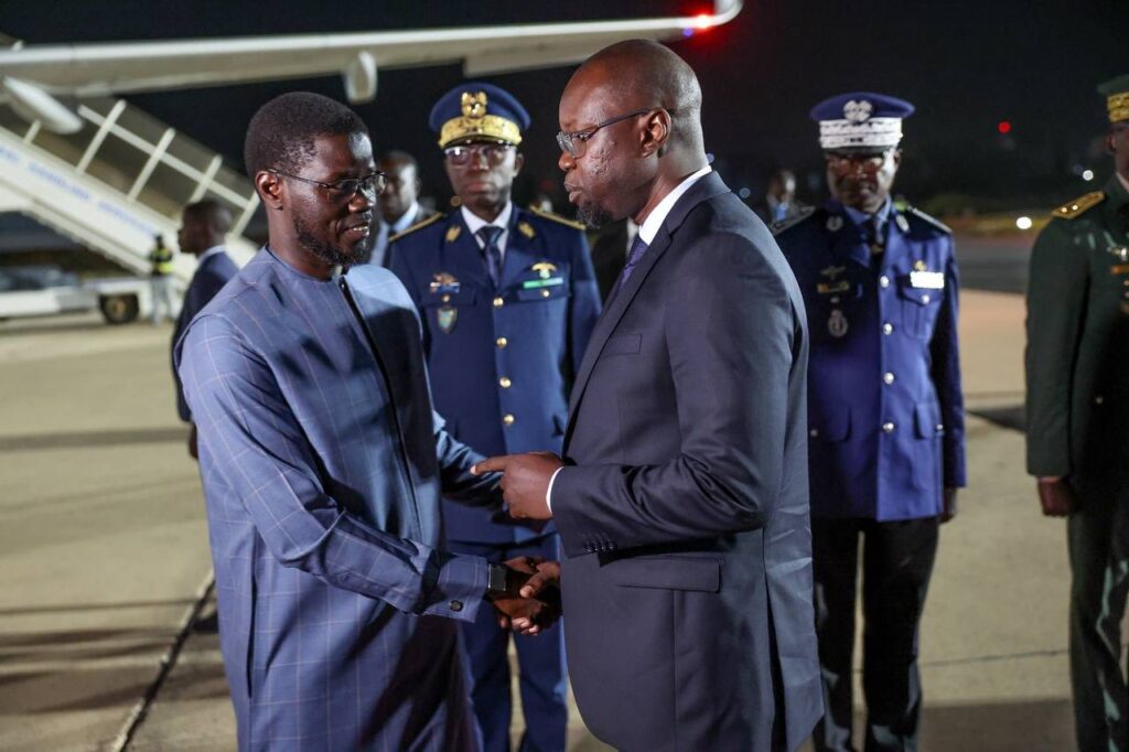 Le Président Diomaye Faye a quitté Dakar ce matin pour une mission…(photos)