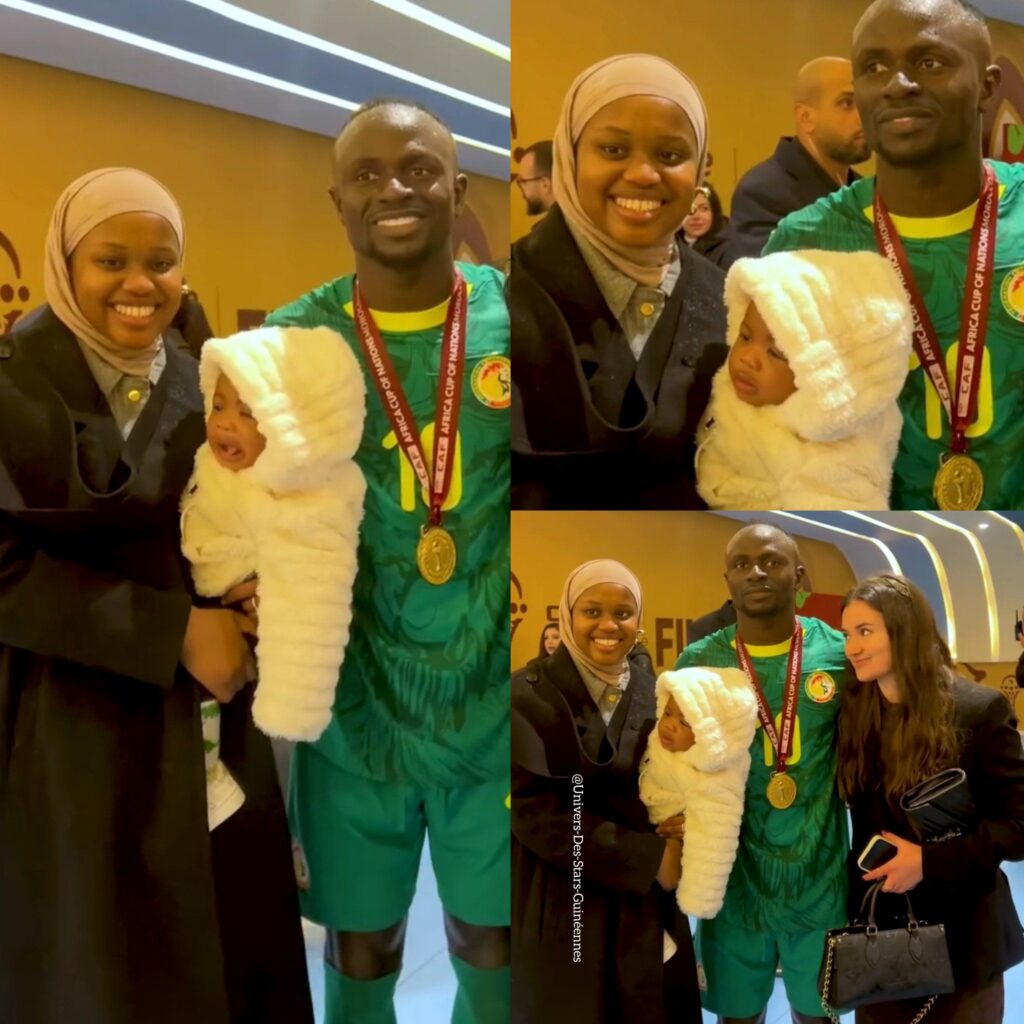 Sadio Mané avec sa petite famille après la victoire des Lions