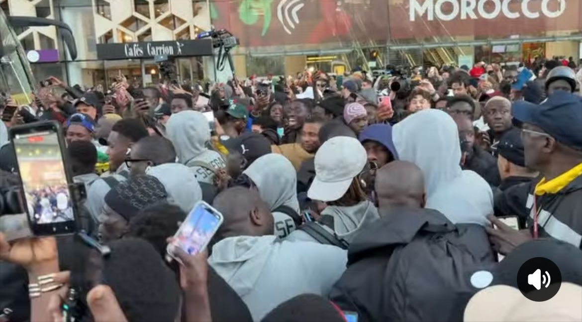 problèmes de sécurité à l’arrivée des Lions du Sénégal à Rabat (Vidéo)