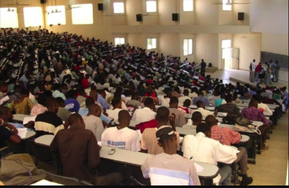 Enseignants-chercheurs recrutés en Guinée : l’Etat brandit la menace