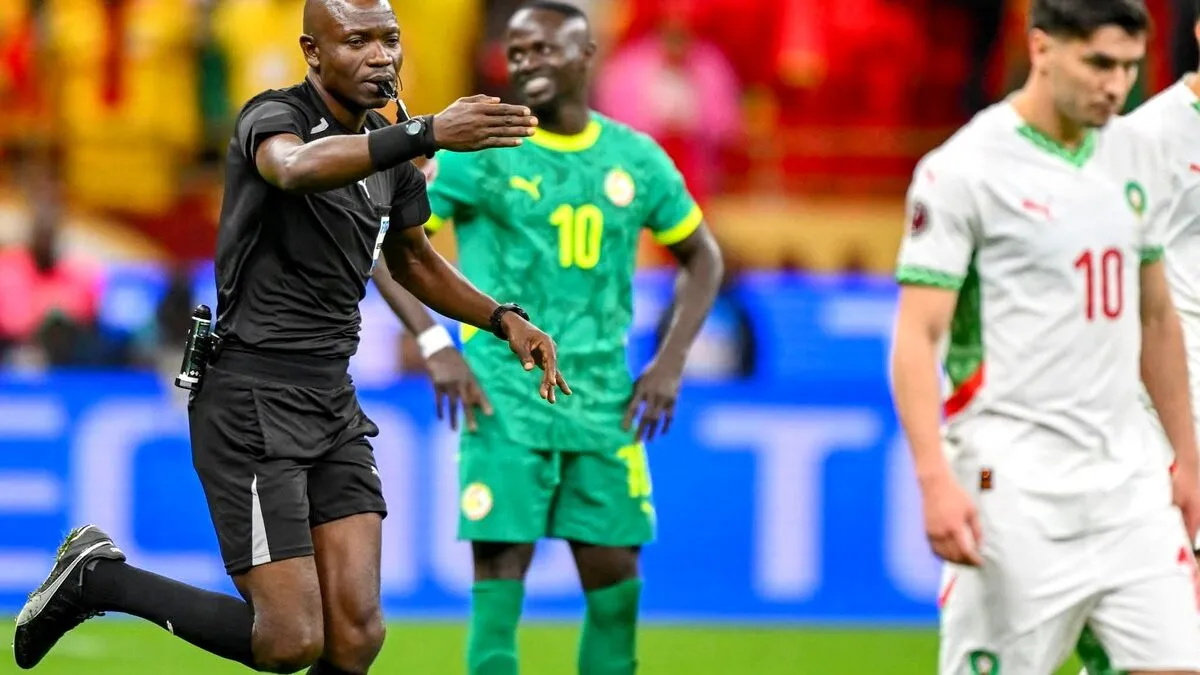 Des poursuites judiciaires réclamées au Maroc contre l&rsquo;arbitre de la Finale