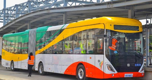 le Préfet annonce la mise en fourrière systématique des pousse-pousse et charrettes