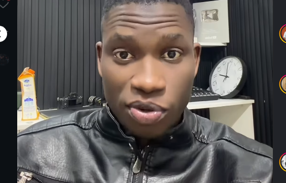 Le chroniqueur Pa Assane Gueye lance l’alerte sur la situation des Sénégalais, « j’ai reçu des vidéos de… » (vidéo)