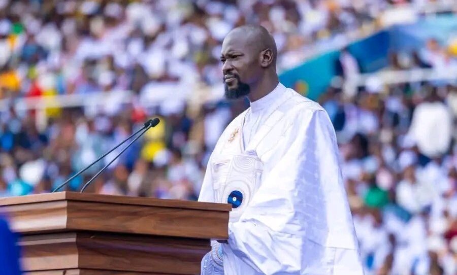 Le gouvernement du Premier ministre Amadou Oury Bah rend le tablier