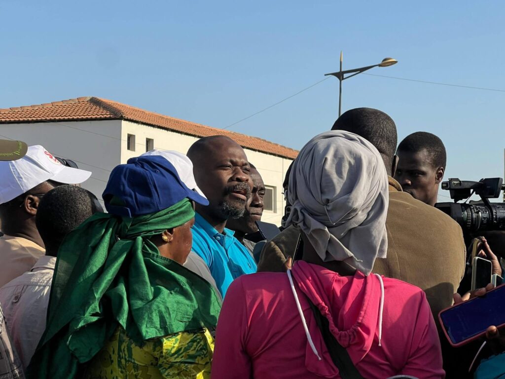 Guy Marius à la manifestation des animateurs polyvalents