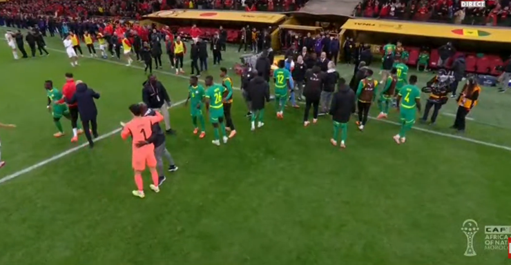 Les scandales choquants que les caméras ont ratés (vidéo)