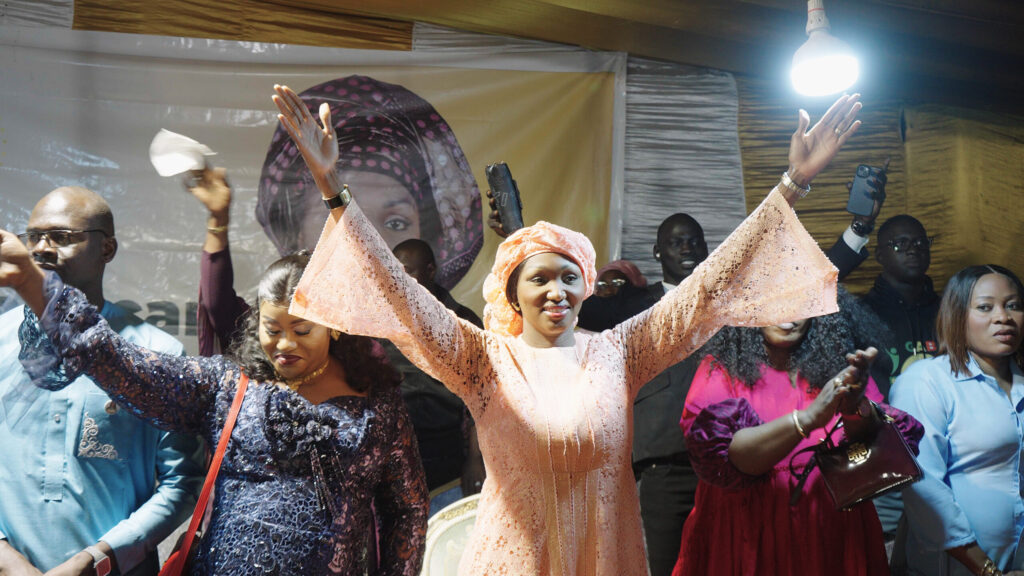 Anta Babacar en tournée, Lions en entraînement et appels de l’ONU pour l’Iran