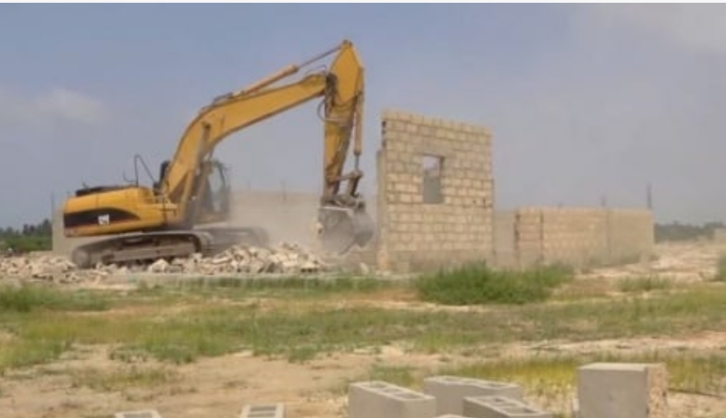 Le parquet ouvre une enquête foncière visant des figures du monde économique et politique