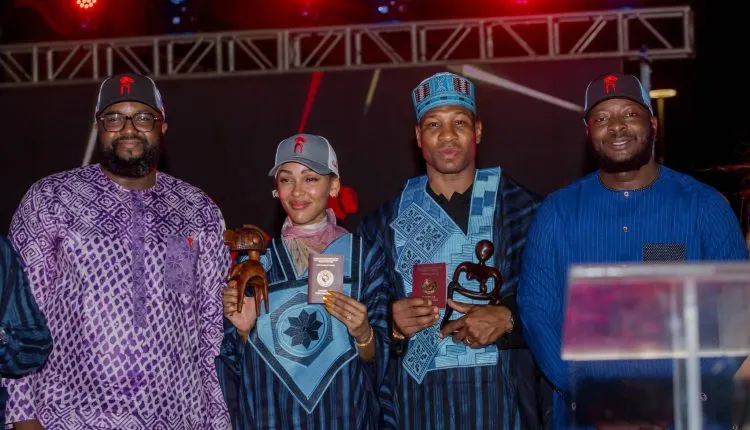 Meagan Good et Jonathan Majors deviennent guinéens et décrochent des passeports diplomatiques