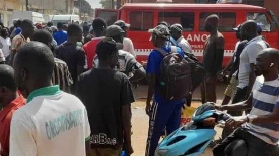 Nd. Mb. succombe à une chute du deuxième étage…