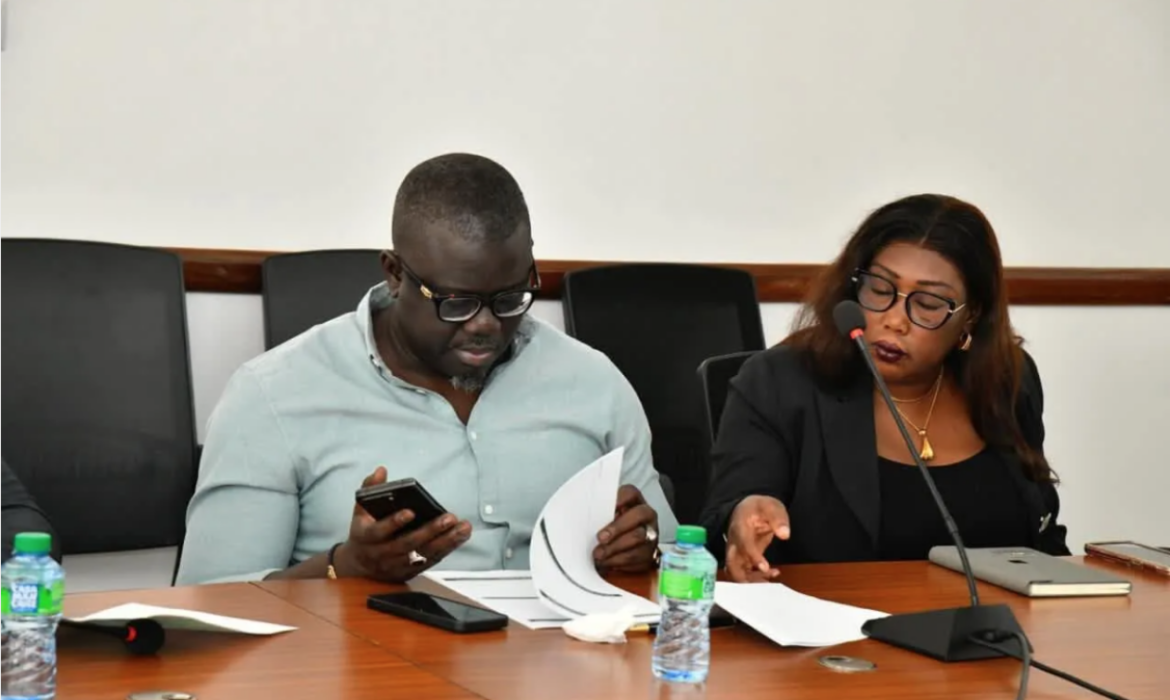 Les députés passent à l&rsquo;offensive et lancent les auditions