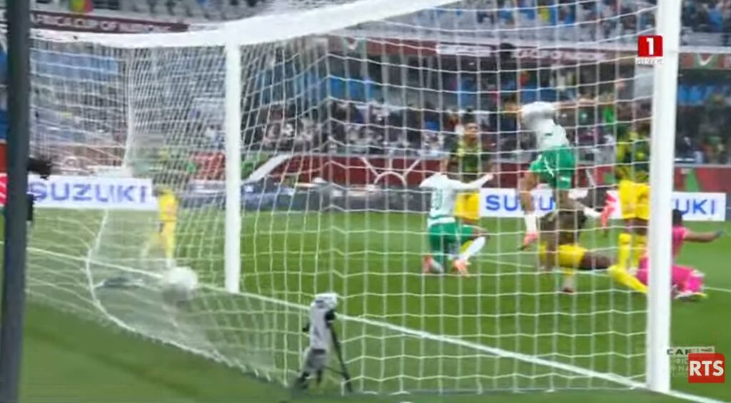 Le Sénégal prend l’avantage face au Mali grâce à Illiman Ndiaye (Vidéo)