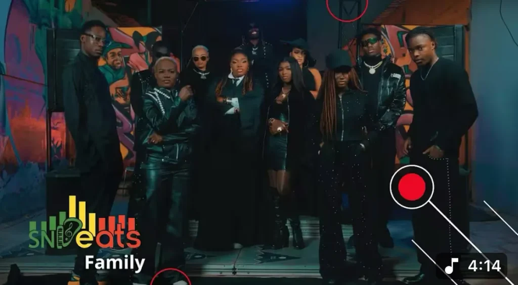 (Vidéo) – Tiré de l’album « Salamalekoum », le visuel dévoilé par El Maestro qui rassemble la famille SNBEAT