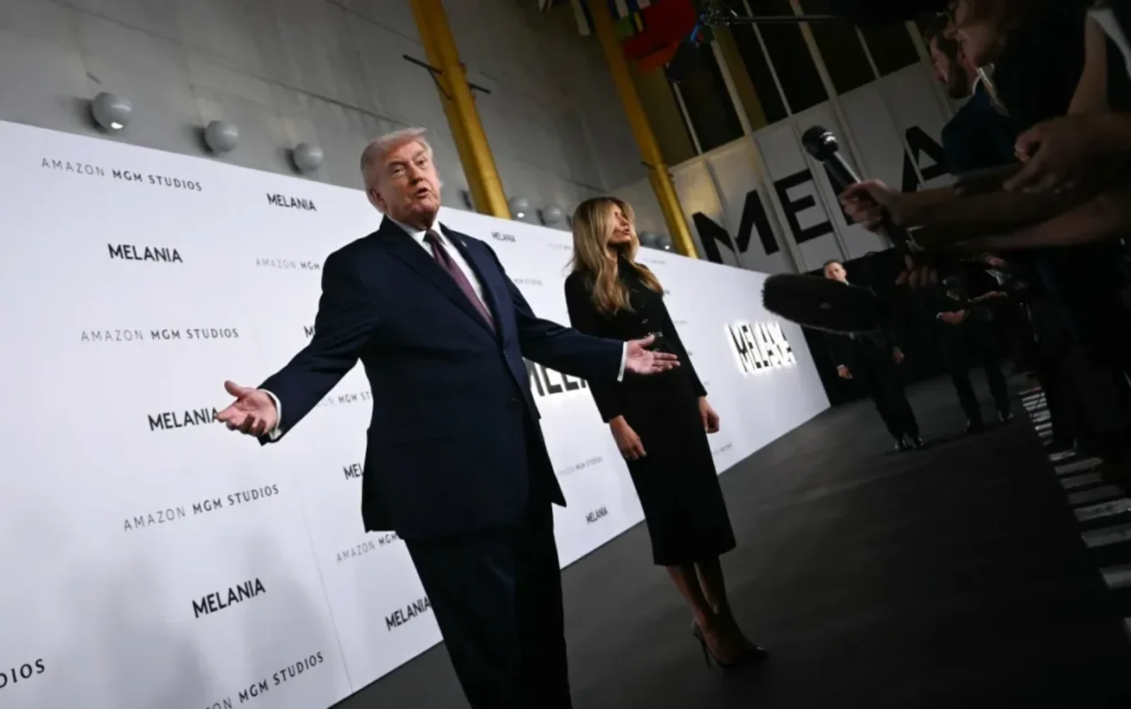 Face à la fronde du monde culturel aux États-Unis, l’argumentaire technique déployé par Donald Trump pour justifier la fermeture du Kennedy Center