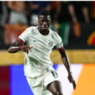 Alors qu’il vient de soulever le trophée continental, l’avenir immédiat de Mamadou Sarr s’écrit désormais loin du Racing Club de Strasbourg