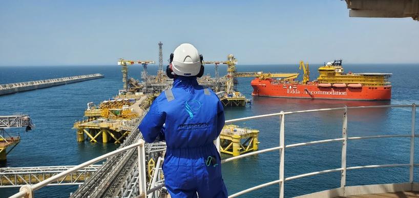 L’État durcit le ton face aux pétroliers avec la préparation d’une mesure administrative capable de geler leurs avoirs