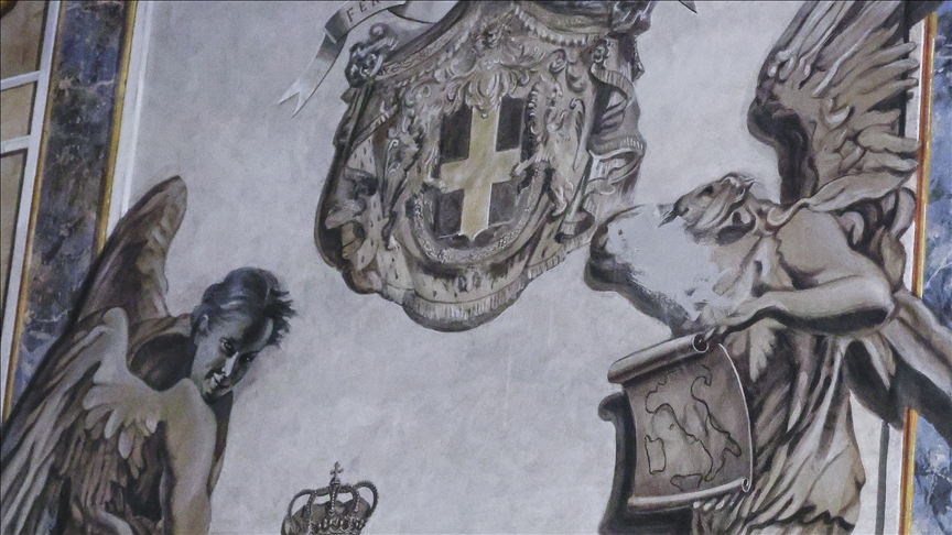 La décision inattendue d’une basilique romaine concernant une fresque aux traits de Giorgia Meloni
