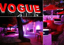 Loin de la fête des « 100 jours », la scène décrite par une élève dans les escaliers de service du « Vogue » conduit un vigile au parquet