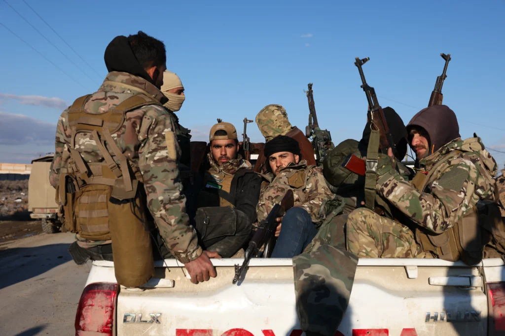 Bagdad reçoit 5 000 détenus de Daech venus de Syrie et laisse la facture alimentaire à la coalition internationale