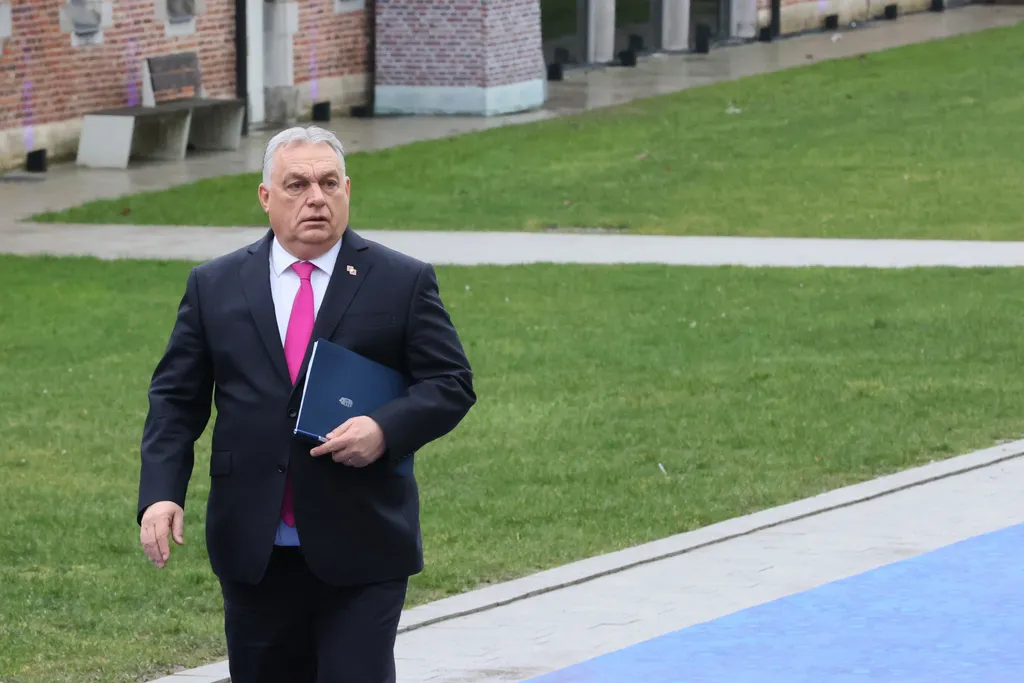 À huit semaines des élections en Hongrie, Viktor Orban identifie une menace jugée « plus sérieuse » que Poutine