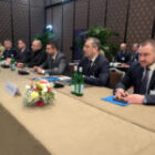 À l’ouverture des pourparlers, Donald Trump adresse une mise en garde publique qui cible Kiev