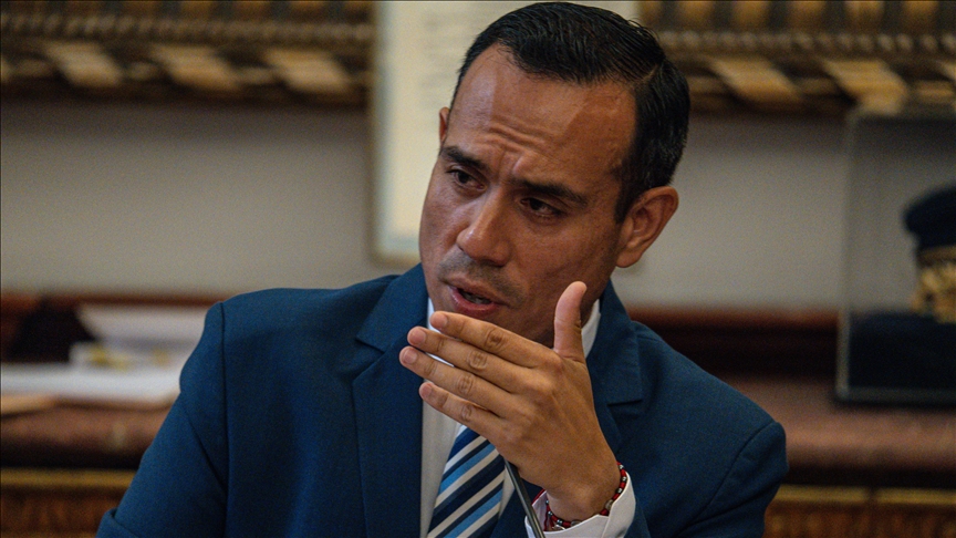 Investi il y a seulement quatre mois, le président péruvien est destitué après la révélation de ses fréquentations