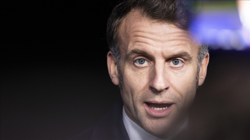 Depuis l’Inde, Emmanuel Macron réagit à la mort du militant et réclame ce « ménage » spécifique au sein des partis