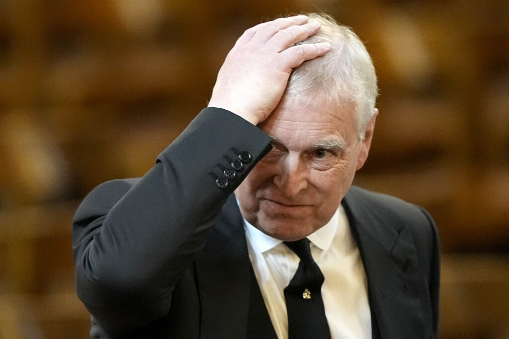 la mesure législative radicale que le Royaume-Uni envisage contre l’ancien prince Andrew