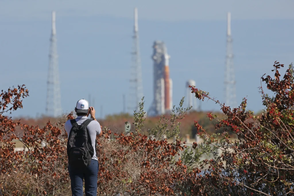 la NASA raye le mois de mars de son calendrier pour la mission Artemis 2 suite à une alerte technique