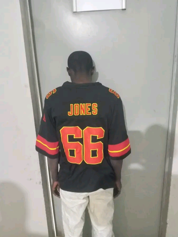 Arrestation d’un escroc récidiviste simulant des conversions religieuses